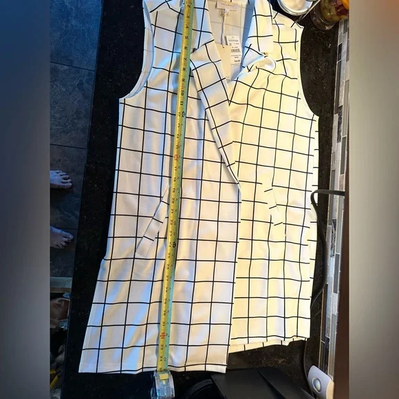 Zara White and Black Long Vest with Notched Lapels - Picture 4 of 10